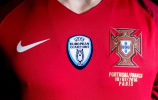 Maillot du Portugal spécial finale de l'Euro 2016